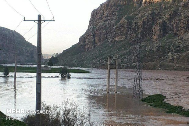 آخرین وضعیت برقی مناطق سیل زده از شمال تا جنوب غرب کشور